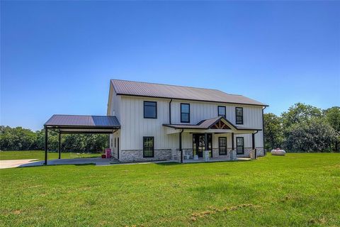 A home in Sulphur Springs