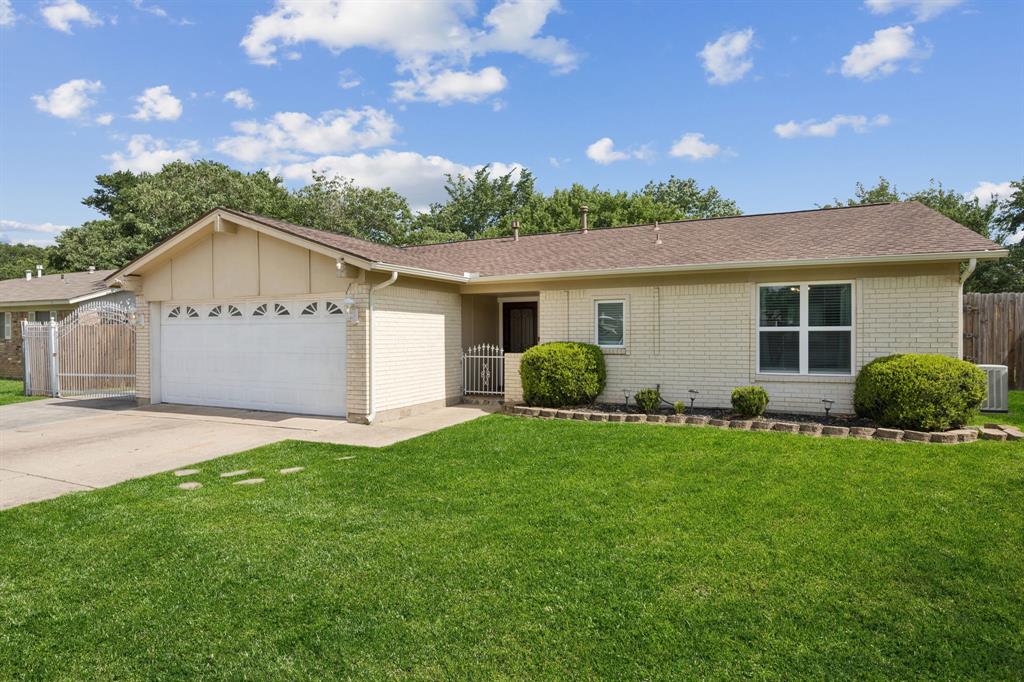8017 Emerald Hills Way