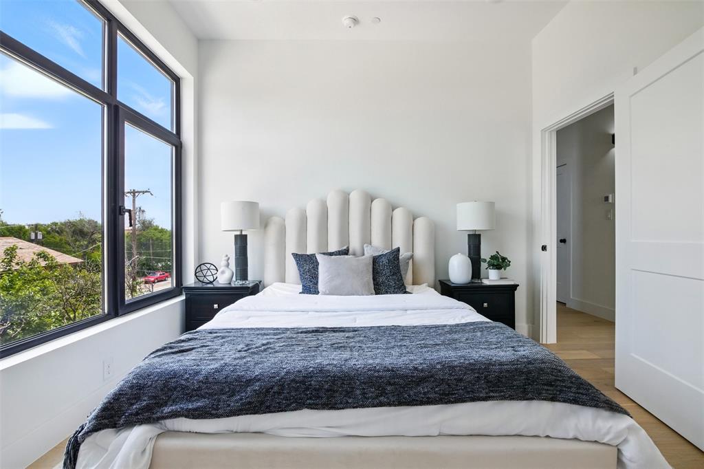 Oak Cliff Original Town - Residential Lease