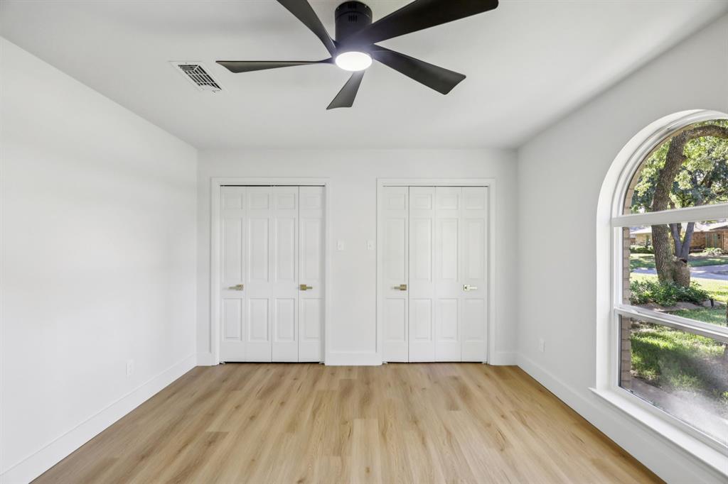 Arlington, Texas 76012, United States, 4 Bedrooms Bedrooms, ,3 BathroomsBathrooms,Residential,Active,237930