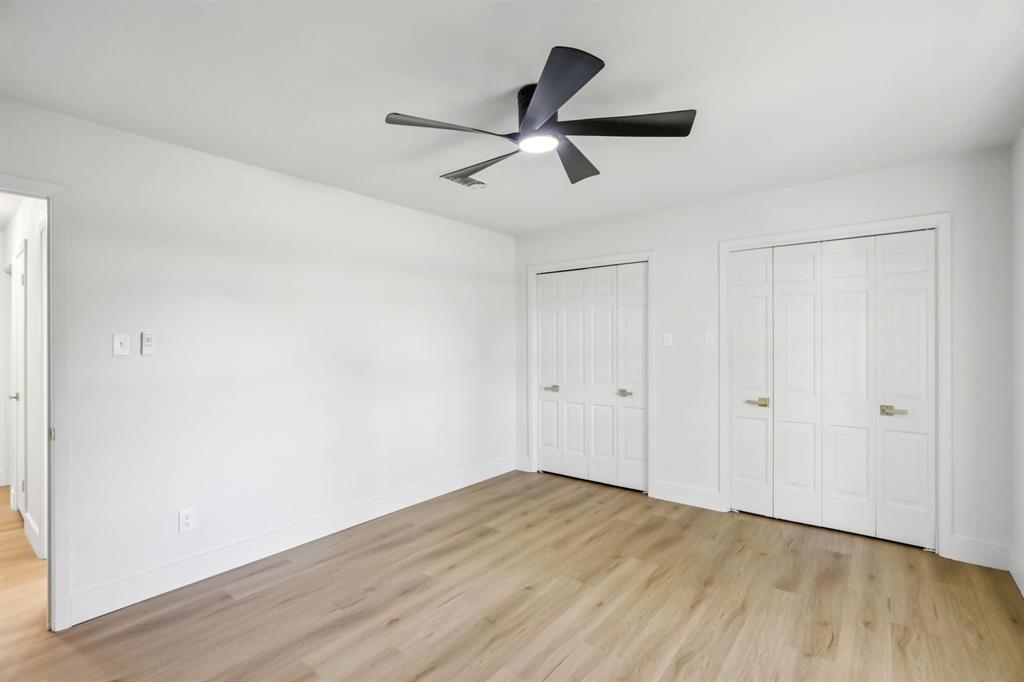 Arlington, Texas 76012, United States, 4 Bedrooms Bedrooms, ,3 BathroomsBathrooms,Residential,Active,237930