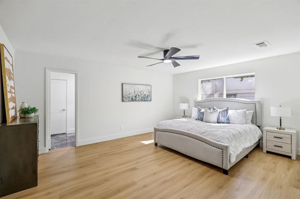 Arlington, Texas 76012, United States, 4 Bedrooms Bedrooms, ,3 BathroomsBathrooms,Residential,Active,237930