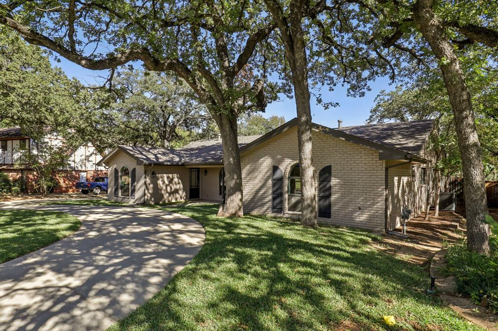 Arlington, Texas 76012, United States, 4 Bedrooms Bedrooms, ,3 BathroomsBathrooms,Residential,Active,237930