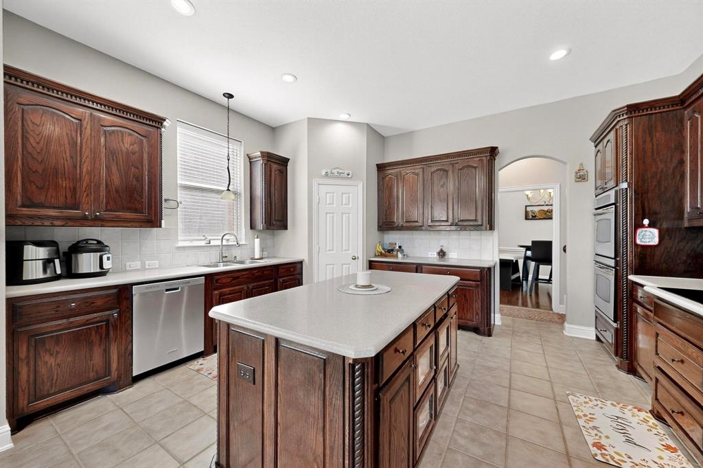 3412 Continental Drive