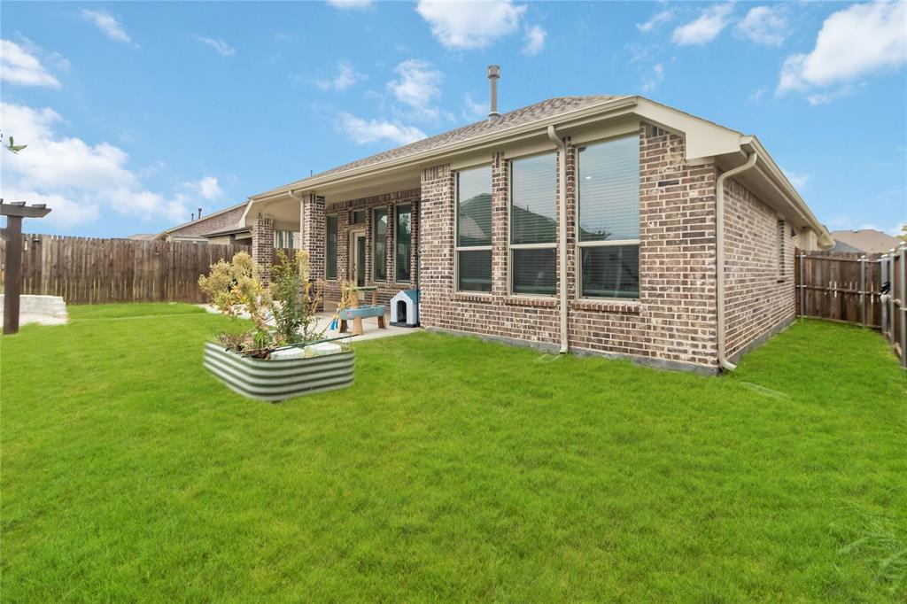 Northlake Estates - Residential Lease