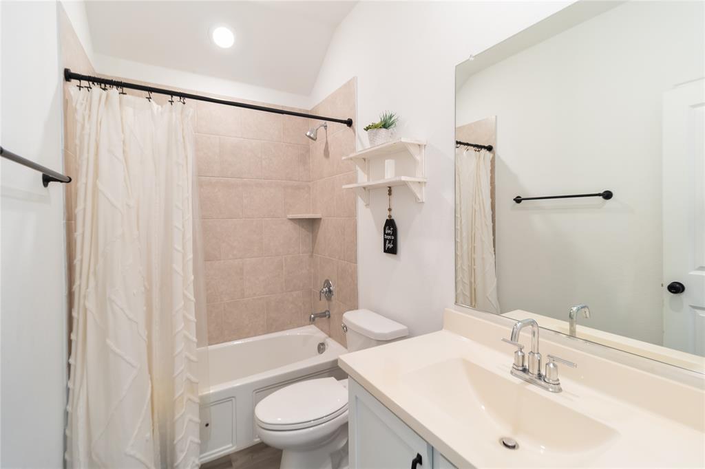 Northlake Estates - Residential Lease