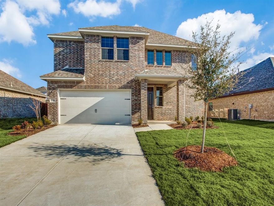 ASK ABOUT THE MEGATEL COVID-19 FRONT LINE HEROES PROGRAM. ARE YOU WORKING ON THE FRONT LINES OF THE COVID-19 PANDEMIC AS A MEDICAL PROFESSIONAL OR FIRST RESPONDER? IF SO, MEGATEL HOMES WILL CREDIT THE FIRST 6 MONTHS OF YOUR NEW MORTGAGE PAYMENTS AS A THANK YOU! SEE YOUR COMMUNITY SALES CONSULTANT FOR FULL DETAILS. Sales contract and the Front Line Heroes Addendum must be signed between April 17 and August 31, 2020. Subject to lender approval. Mortgage payment refers to principal and interest only. Additional restrictions apply. Megatel Homes reserves the right to change or cancel the program at any time.