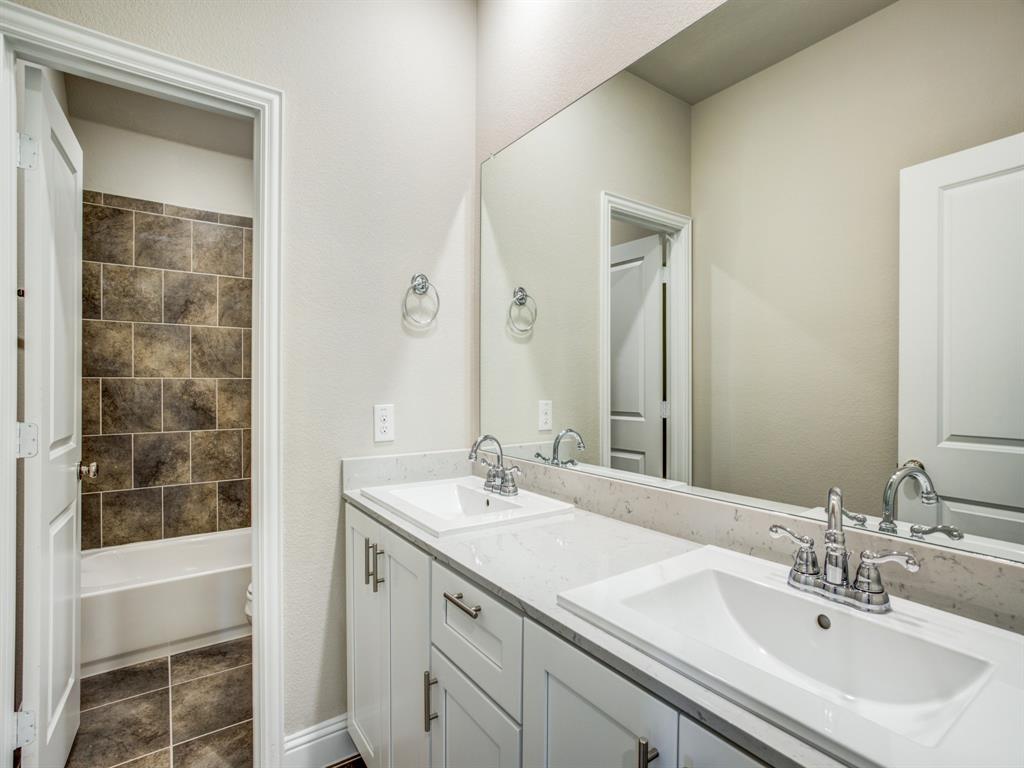 Creeks of Legacy - Residential