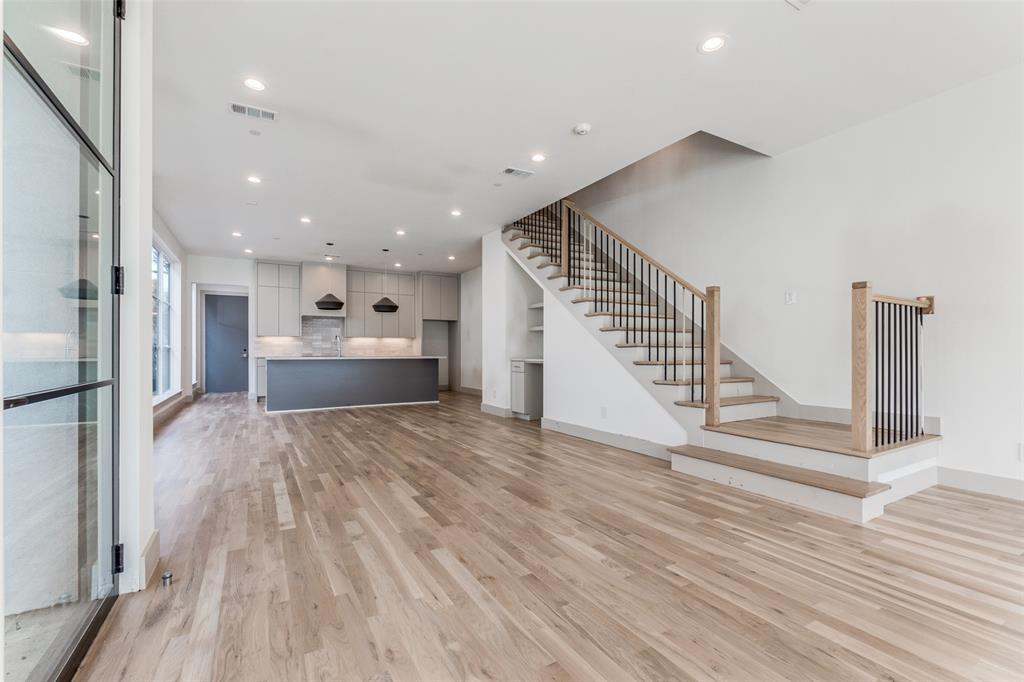 3318 Rosedale Avenue