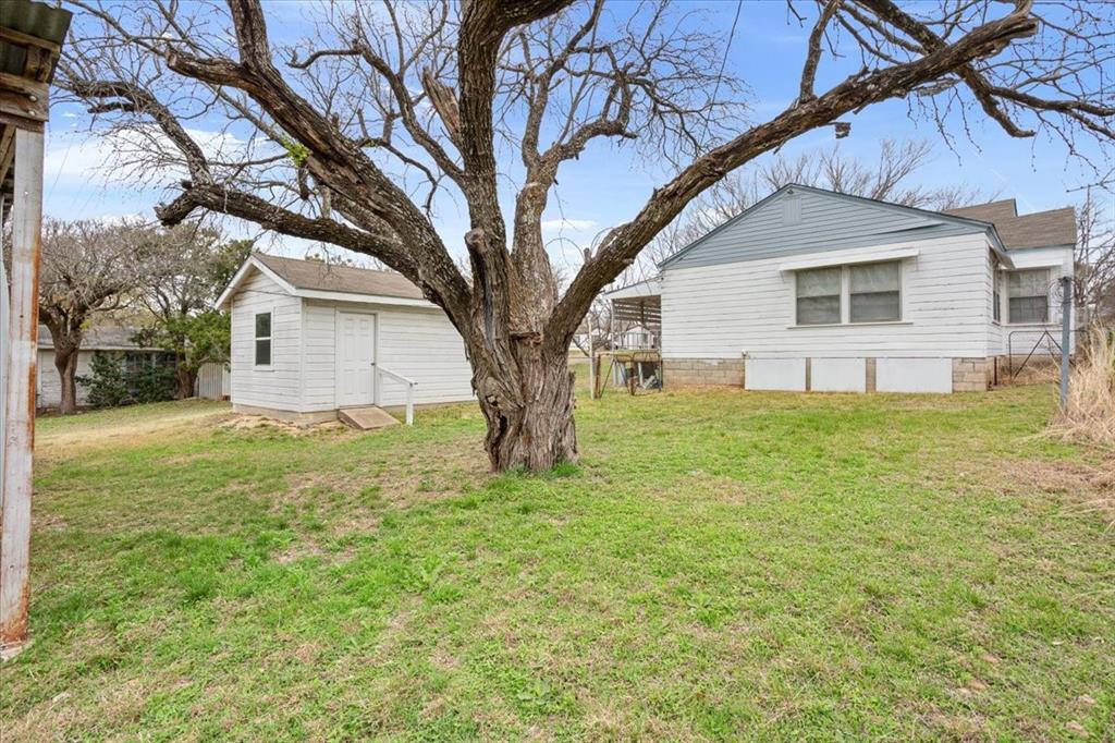1118 W Main Street
