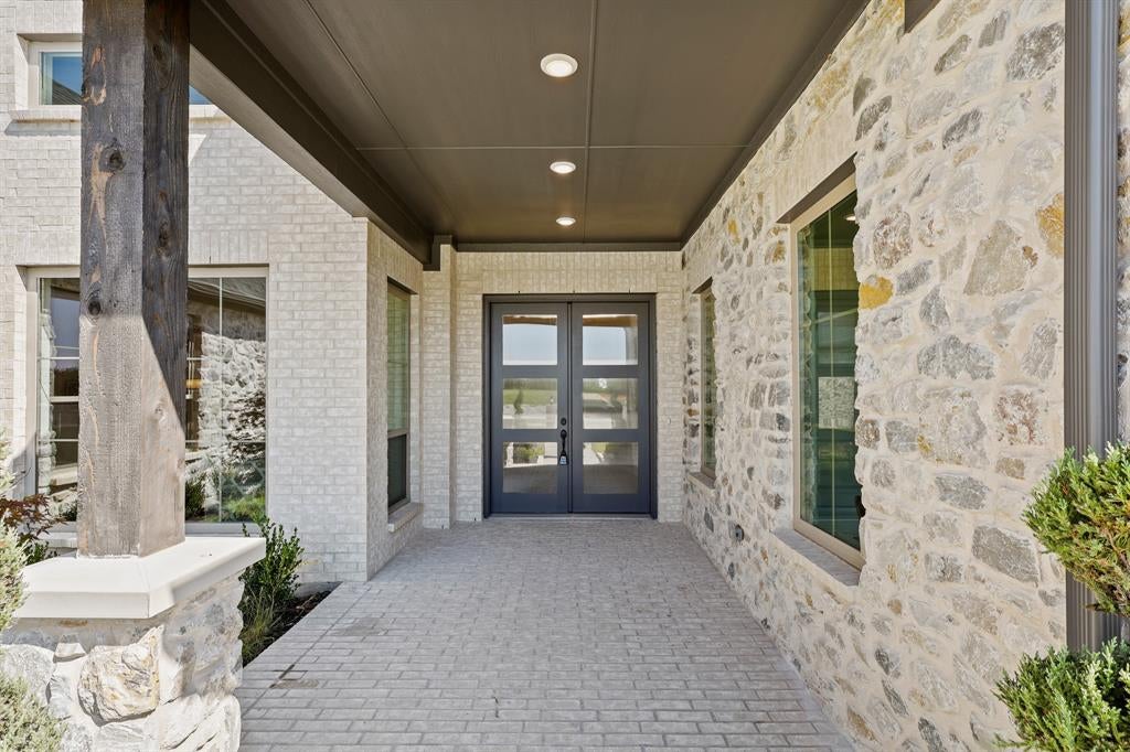 324 Chapel View Court