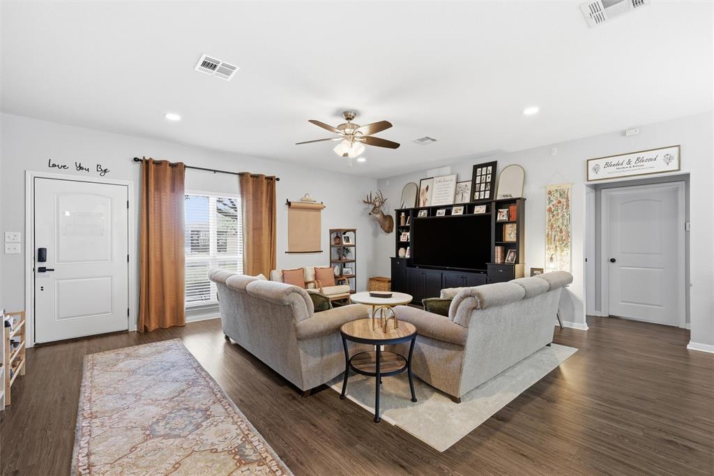 Macjewett - Residential