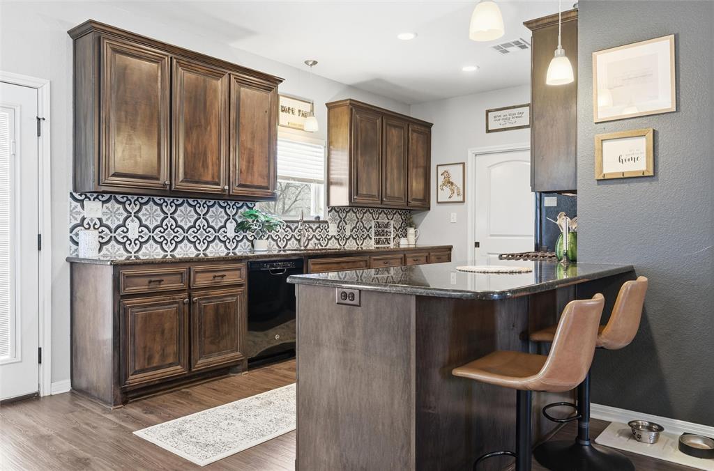 Macjewett - Residential