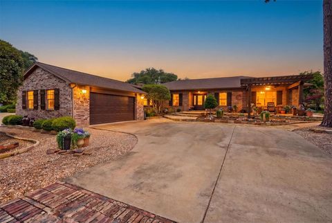 4016 CRESCENT Drive De Cordova TX 76049