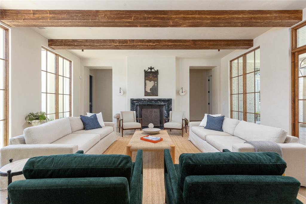 5609 Ursula Lane
