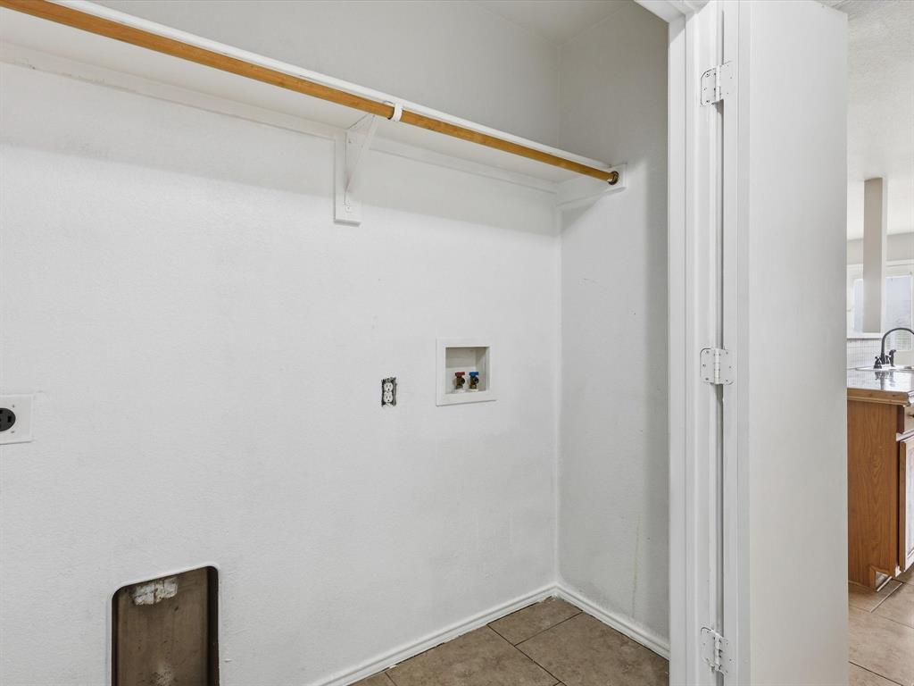 South Oak Grove Estates Add - Residential Lease