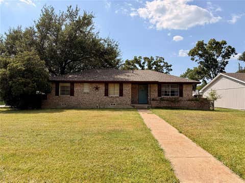 Photo of 201 Collins Drive, Terrell, TX 75160 (MLS # 21346139)