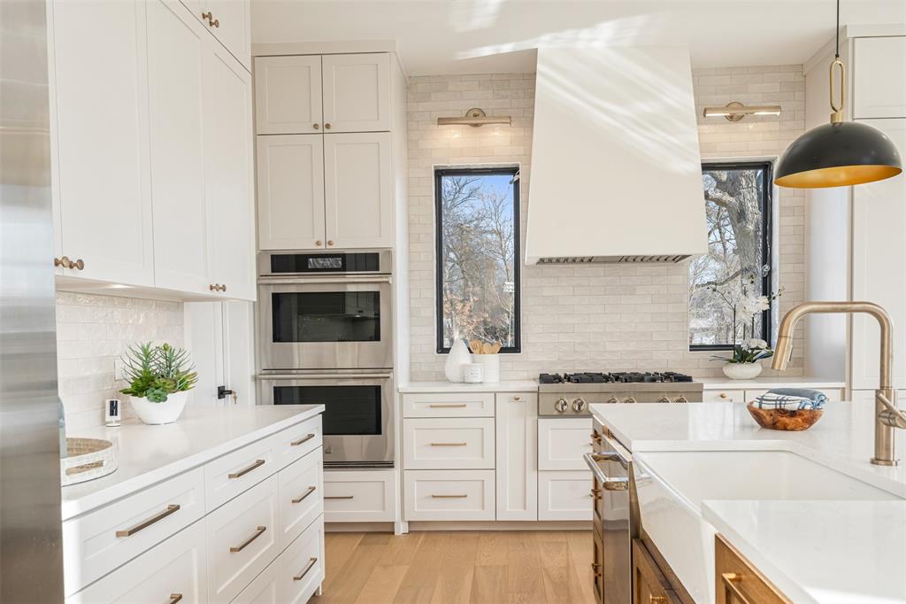 Mantle Manors - Residential