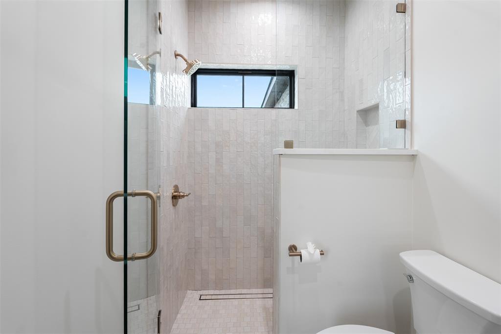 Mantle Manors - Residential