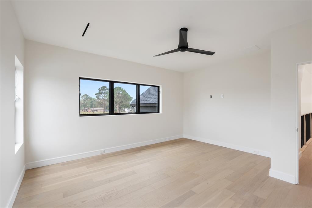 Mantle Manors - Residential