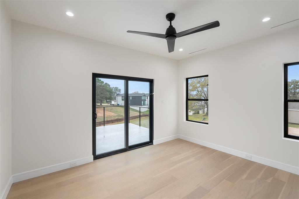 Mantle Manors - Residential