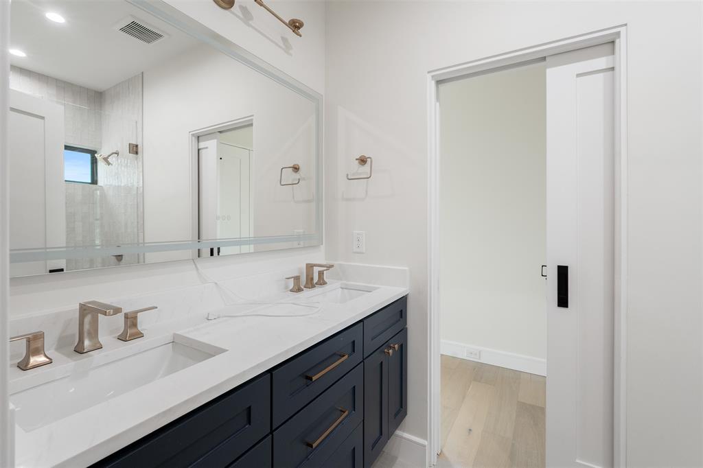 Mantle Manors - Residential