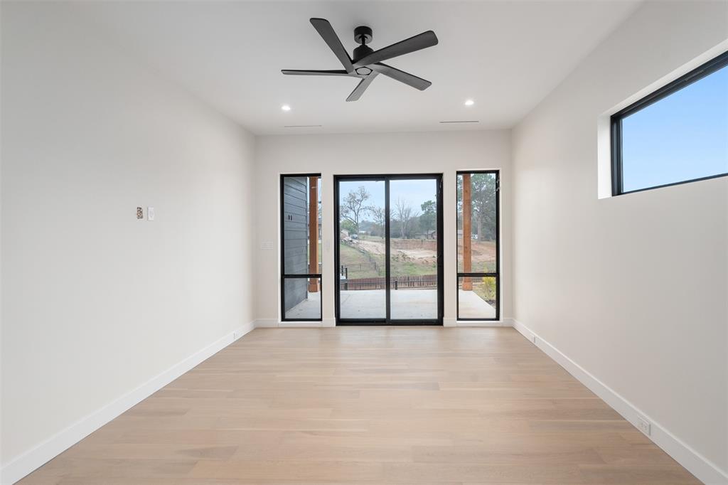 Mantle Manors - Residential