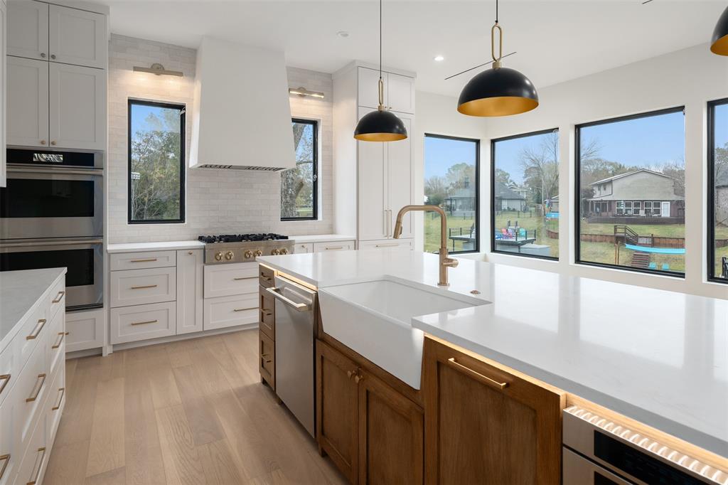 Mantle Manors - Residential