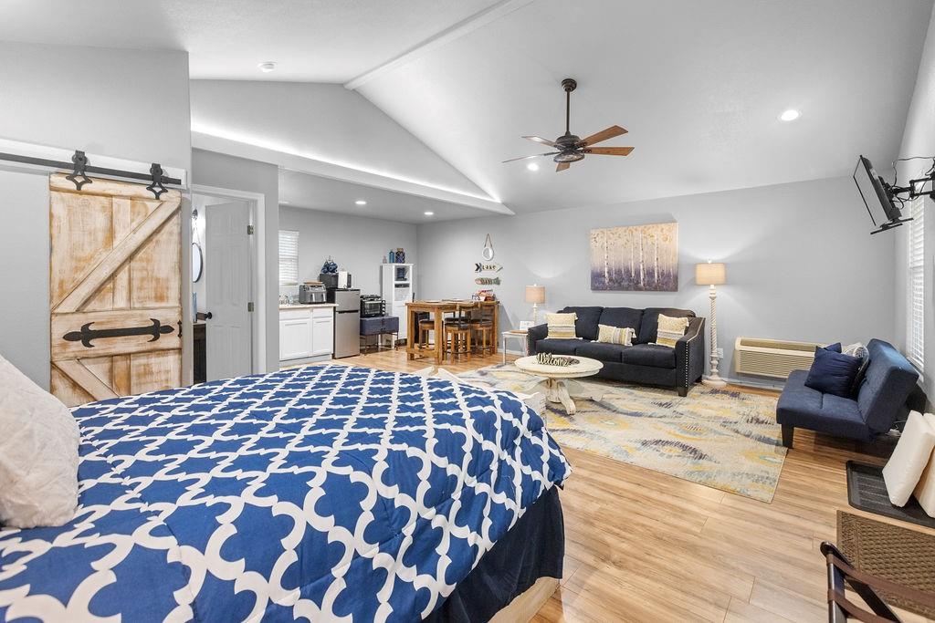 Sherwood Shores - Residential