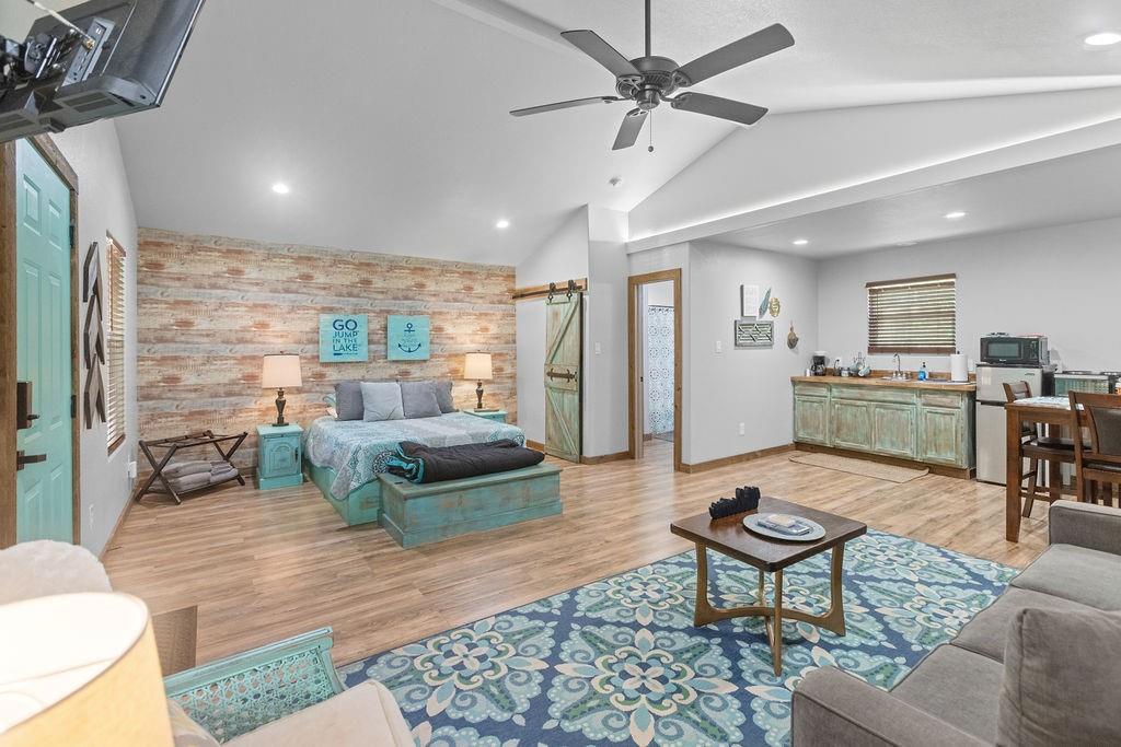 Sherwood Shores - Residential