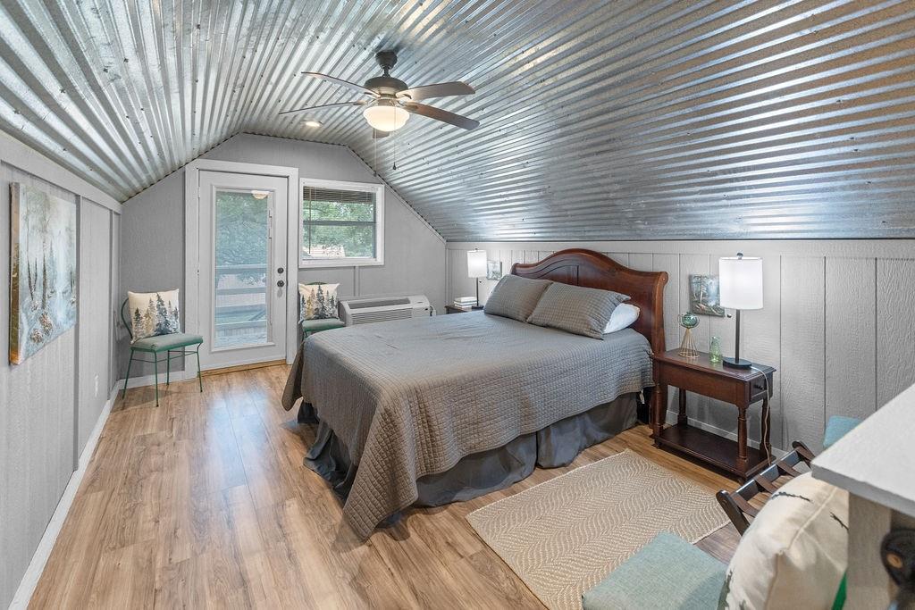 Sherwood Shores - Residential