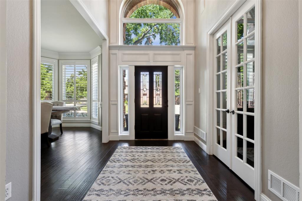 3118 Woodland Heights Circle