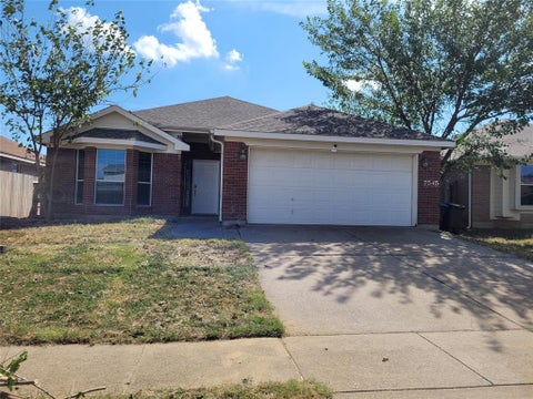 Photo of 7545 Diamond Springs Trail, Fort Worth, TX 76123 (MLS # 21387560)