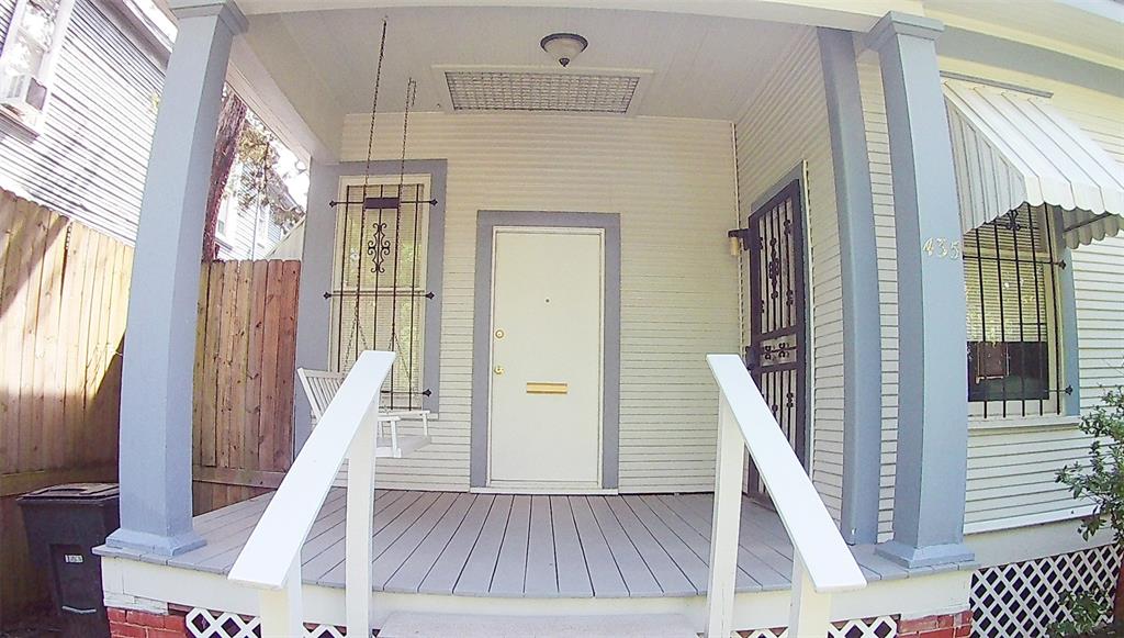 435 Boulevard Street