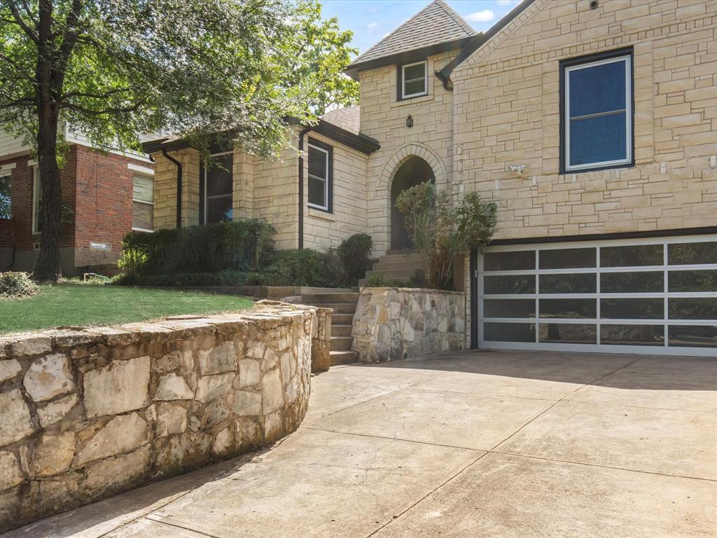 Daniels L O Jr - Residential