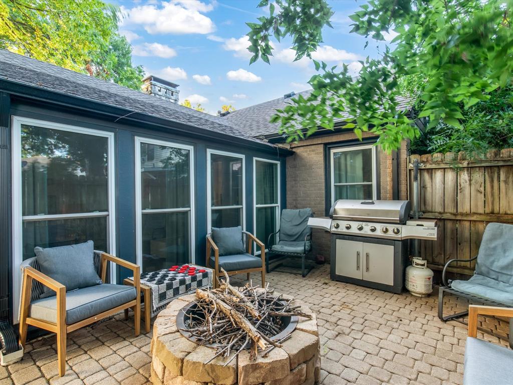 Daniels L O Jr - Residential