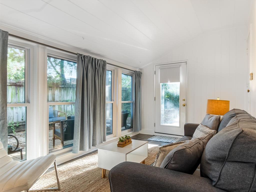 Daniels L O Jr - Residential