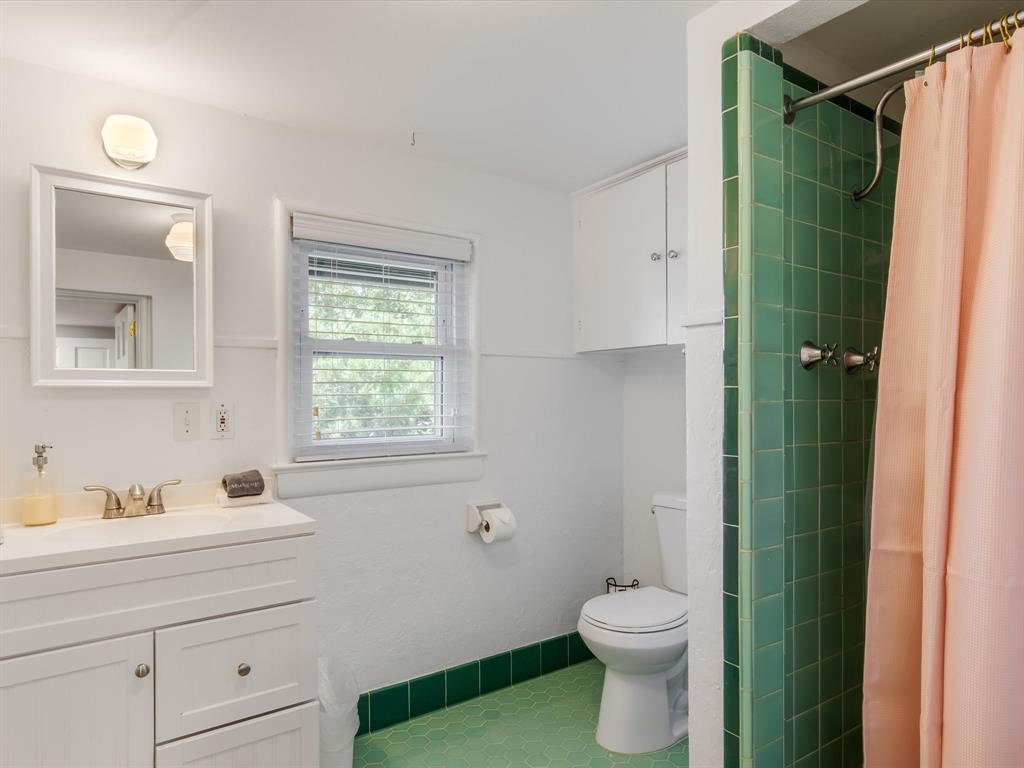 Daniels L O Jr - Residential