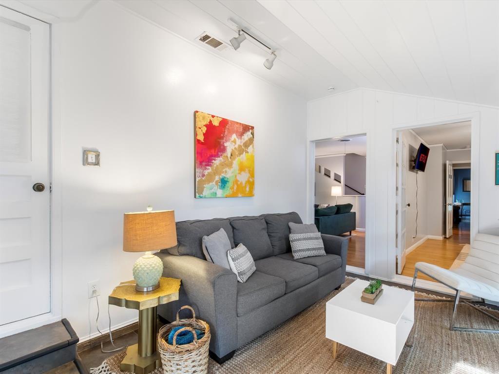 Daniels L O Jr - Residential