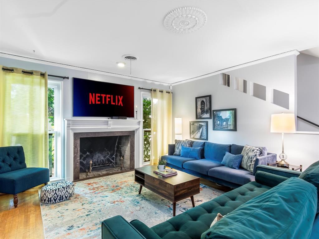 315 N Montreal Avenue