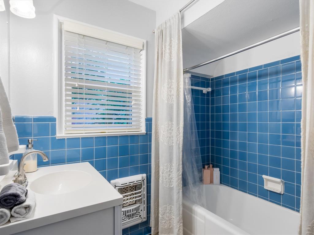 Daniels L O Jr - Residential