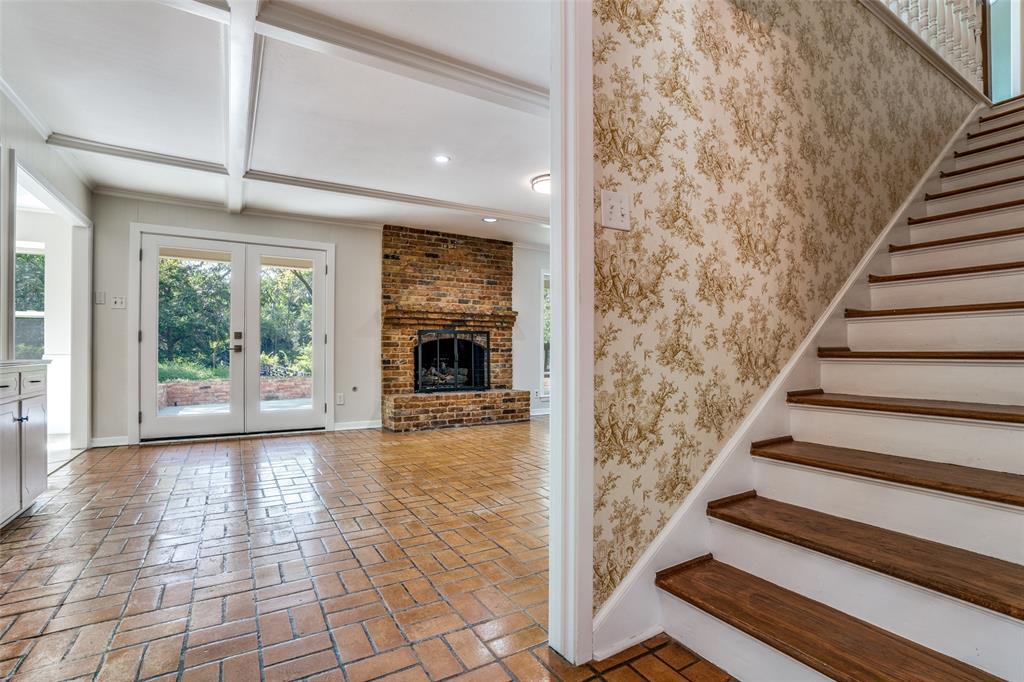 10534 Royal Springs Drive