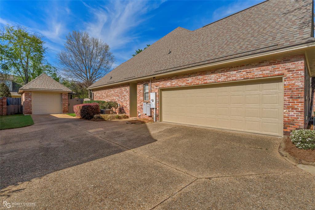 Oak Alley - Residential