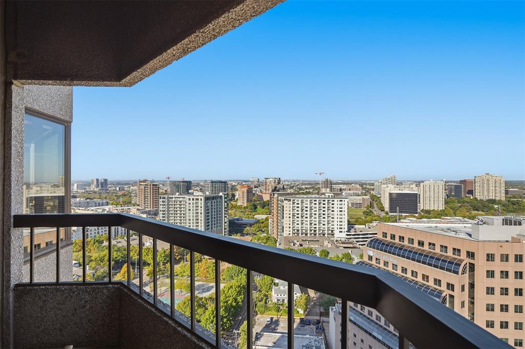 La Tour Condos - Residential