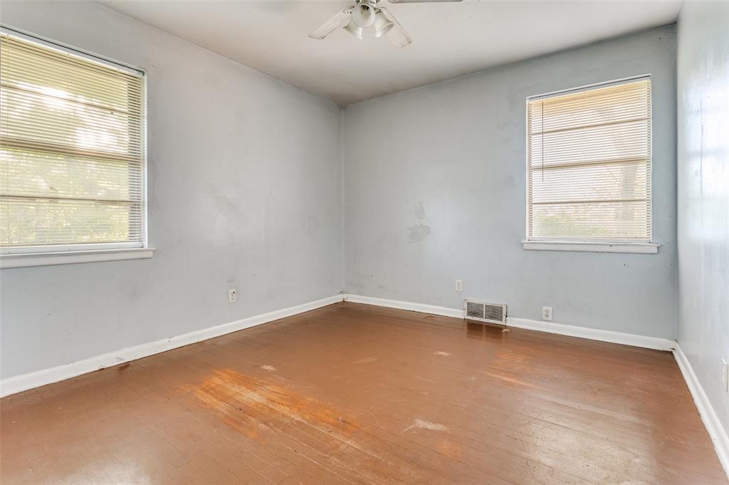 Cliff-Teen Place - Residential