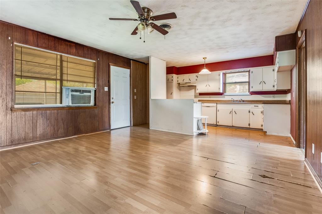 Cliff-Teen Place - Residential