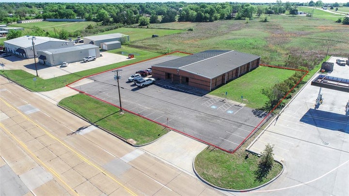 Photo 1 of 15 — 2625 S Church, Paris, TX 75460