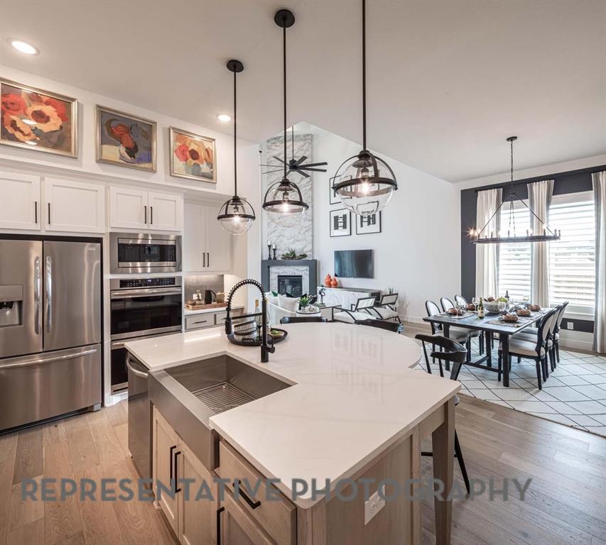 930 Heatherbrook Drive