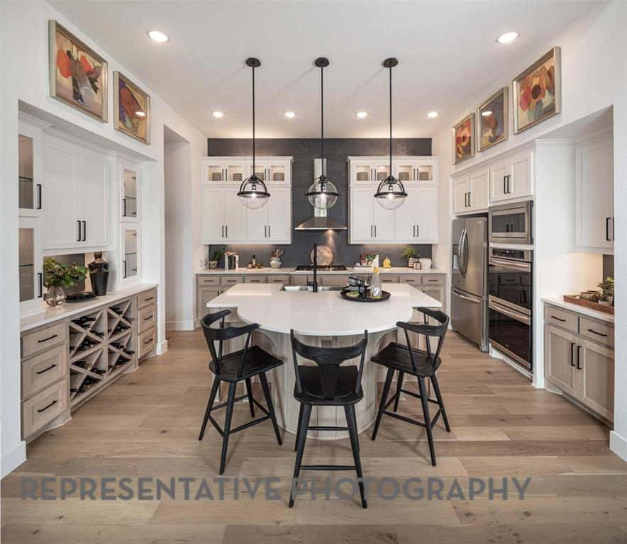 930 Heatherbrook Drive