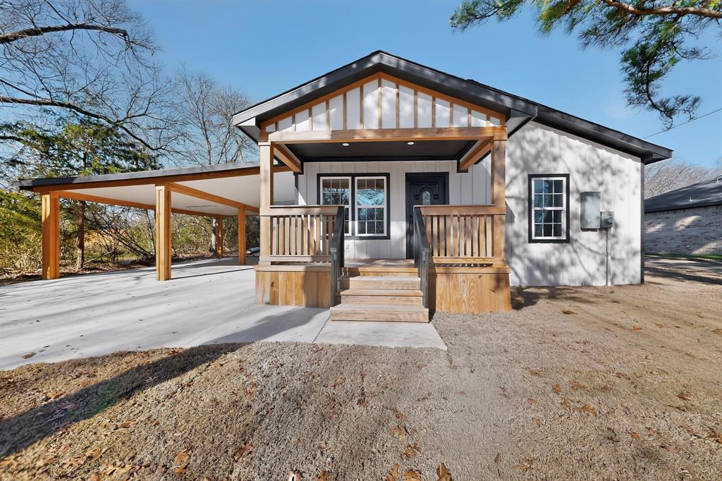 912 Netherland Drive